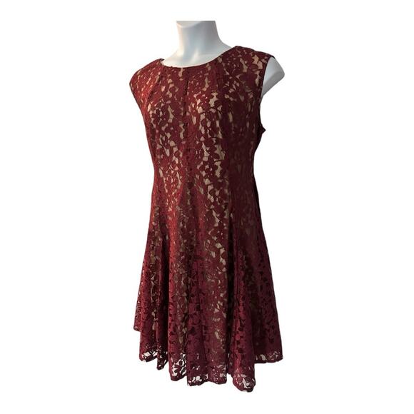 ⭐️Gabby Skye Lace Maroon Fit & Flare Sleeveless Illusion Overlay Party Dress - Picture 5 of 15